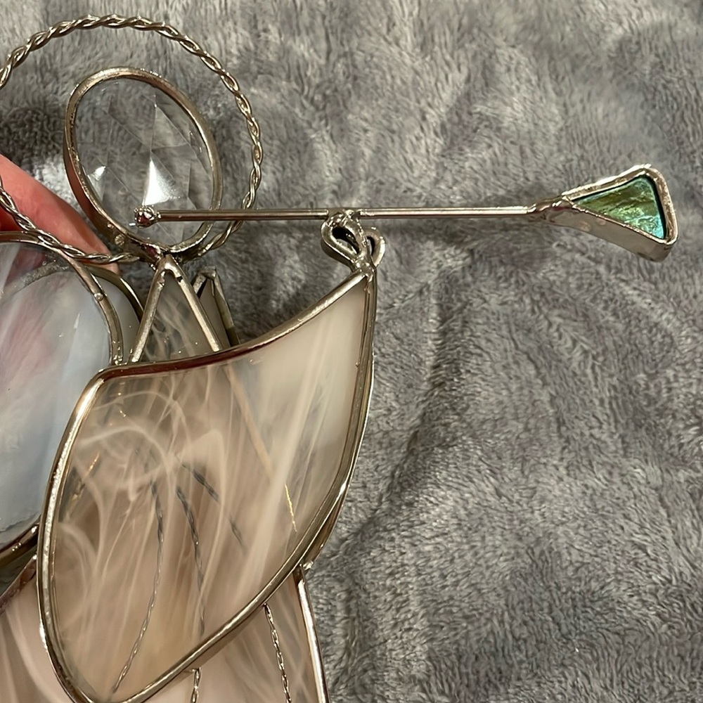 Stained glass angel sounding trumpet glass wings silver trim and halo crystal - Picture 5 of 8